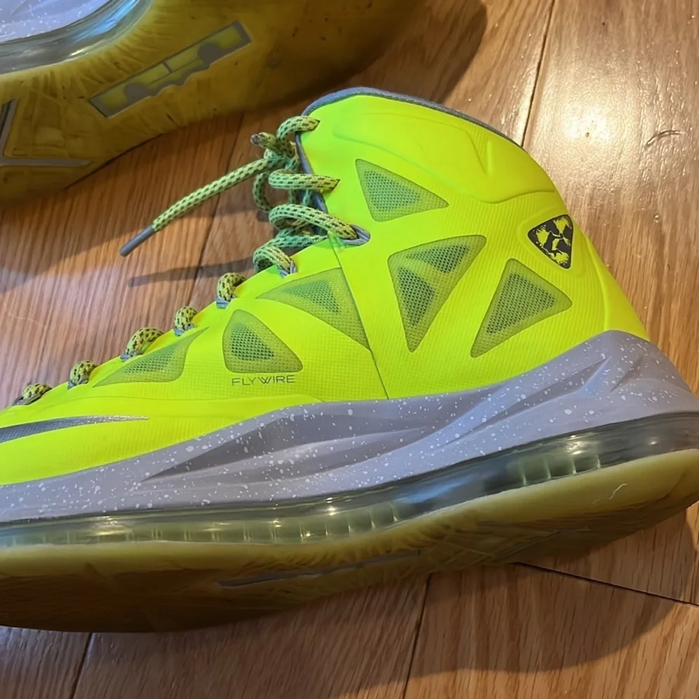 Nike Lebron X VOLT basketball Sneakers yellow gray sz 8.5 - Picture 7 of 16